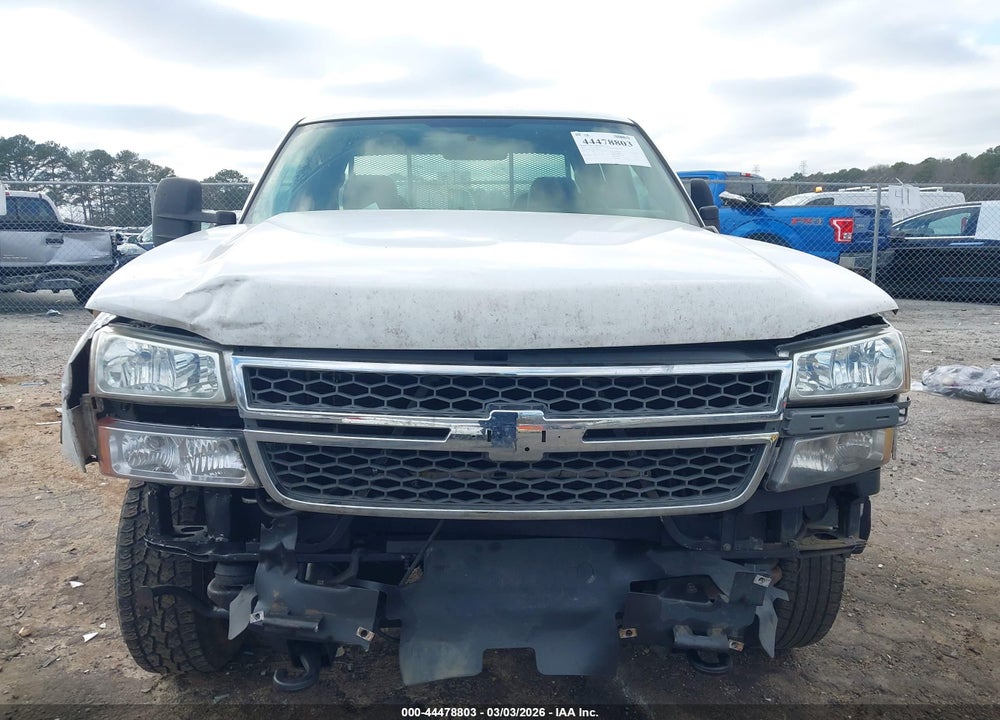2007 CHEVROLET SILVERADO 2500HD CLASSIC WORK TRUCK VIN: 1GCHC29UX7E109347