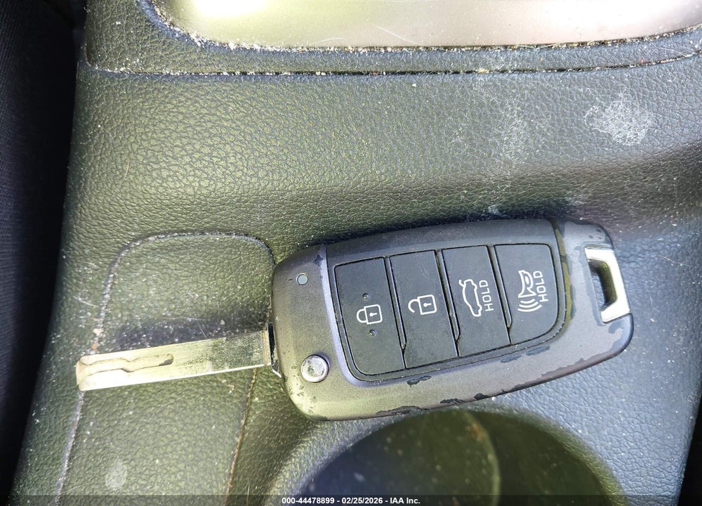 2019 HYUNDAI ACCENT SE VIN: 3KPC24A33KE040302