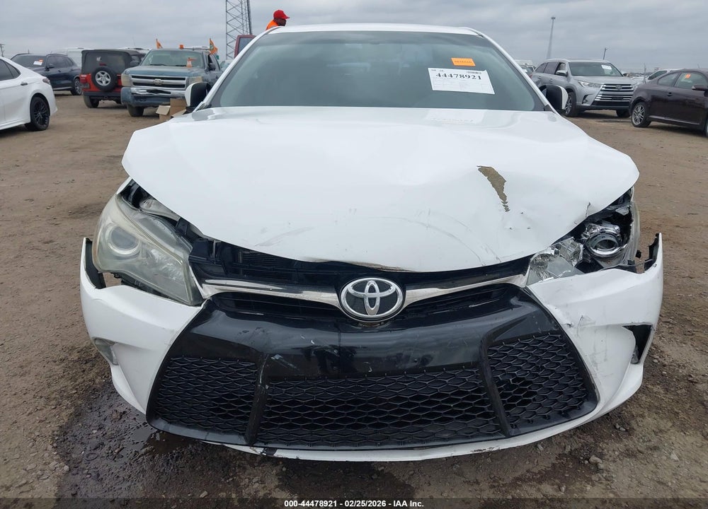 2017 TOYOTA CAMRY SE VIN: 4T1BF1FK4HU698716