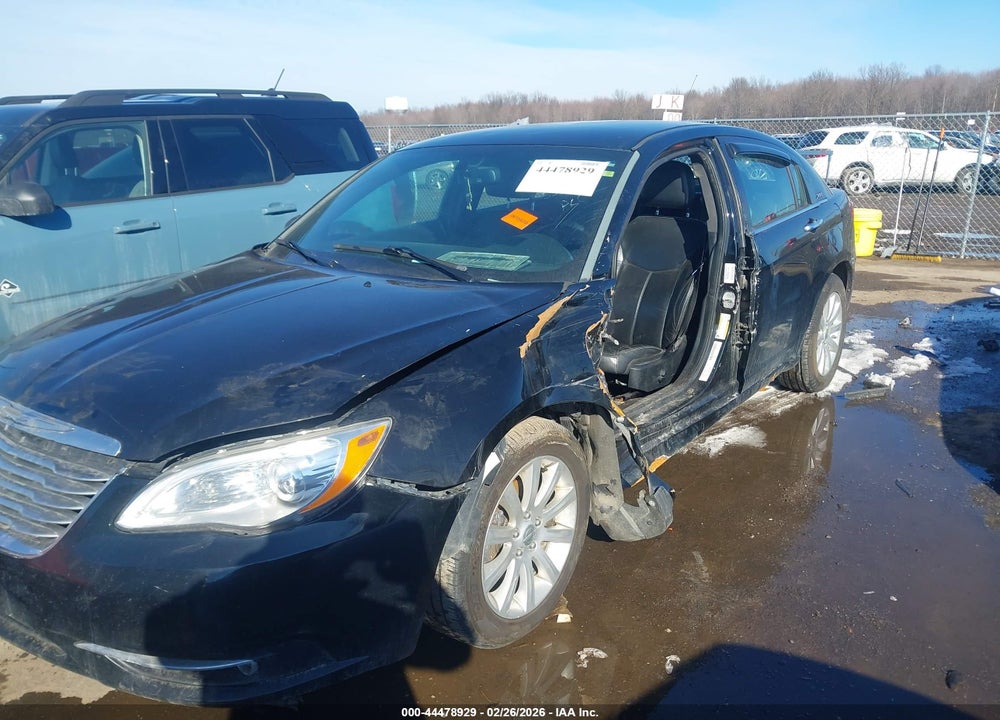 2013 CHRYSLER 200 LIMITED VIN: 1C3CCBCG5DN523553