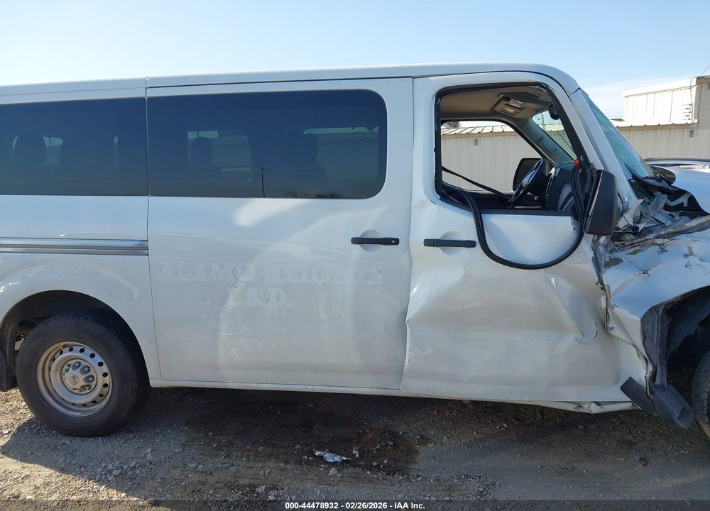 2016 NISSAN NV PASSENGER NV3500 HD S V6 VIN: 5BZBF0AA7GN853961