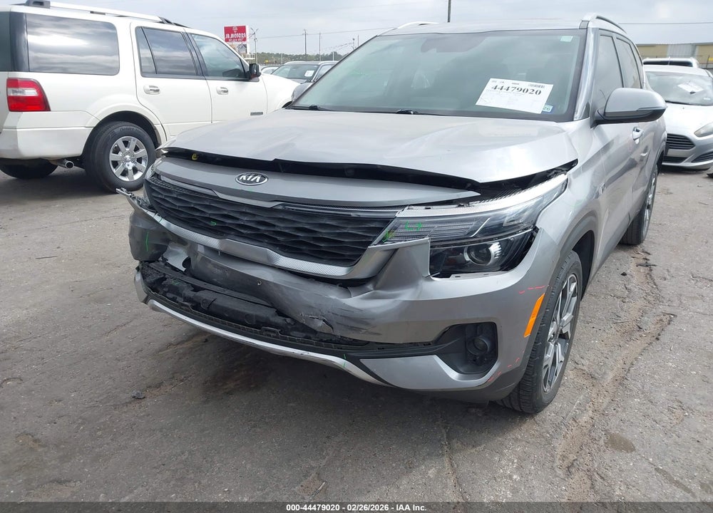 2021 KIA SELTOS EX VIN: KNDERCAA3M7096644