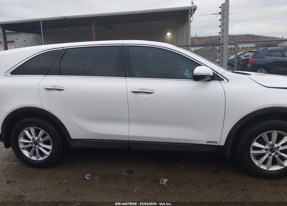 2019 KIA SORENTO 2.4L LX VIN: 5XYPGDA31KG473722
