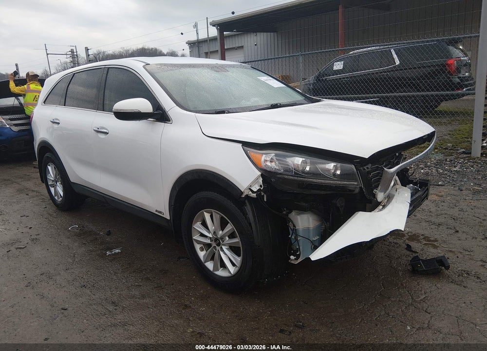2019 KIA SORENTO 2.4L LX VIN: 5XYPGDA31KG473722
