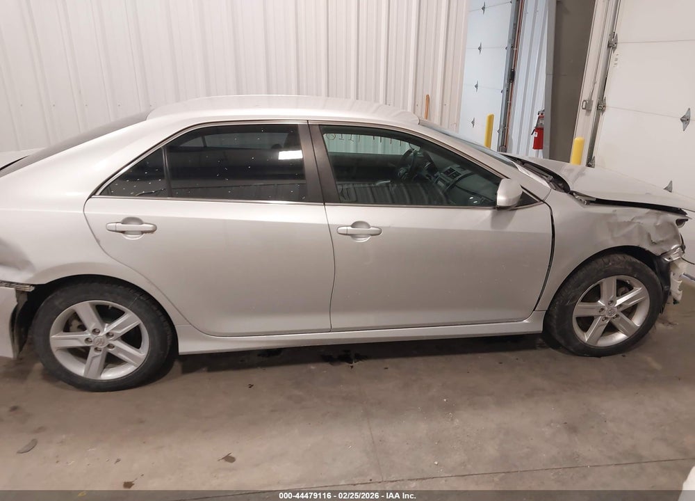 2013 TOYOTA CAMRY SE VIN: 4T1BF1FK5DU677948