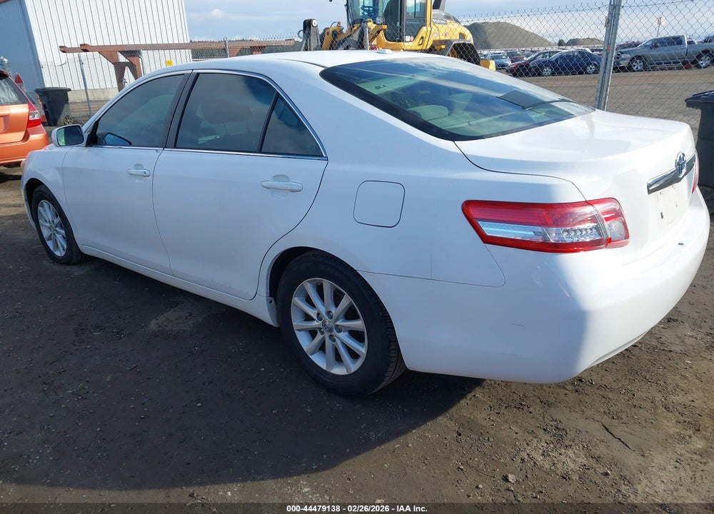 2011 TOYOTA CAMRY XLE VIN: 4T4BF3EK9BR106995