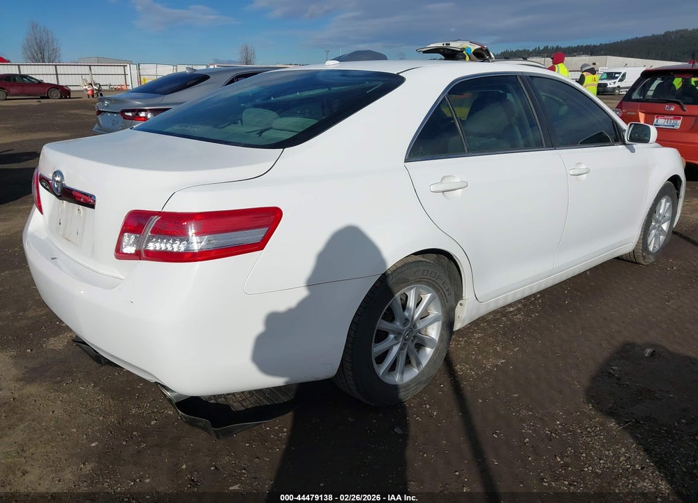 2011 TOYOTA CAMRY XLE VIN: 4T4BF3EK9BR106995