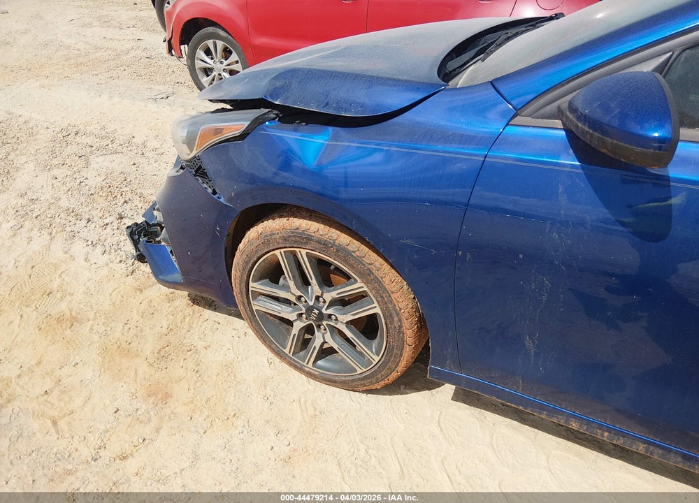 2019 KIA FORTE S VIN: 3KPF34AD7KE015647