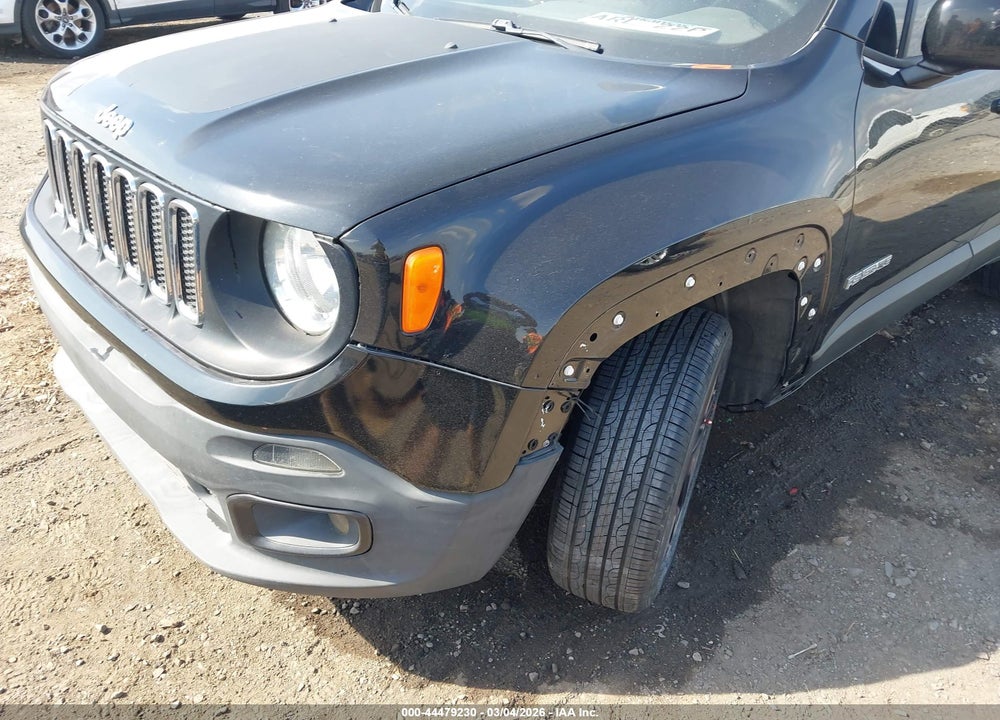 2016 JEEP RENEGADE LATITUDE VIN: ZACCJBBT8GPD00659