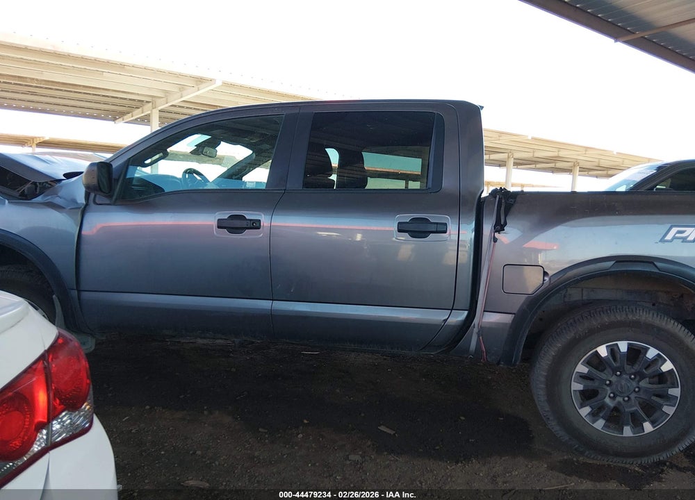 2022 NISSAN TITAN PRO-4X 4X4 VIN: 1N6AA1ED2NN102605