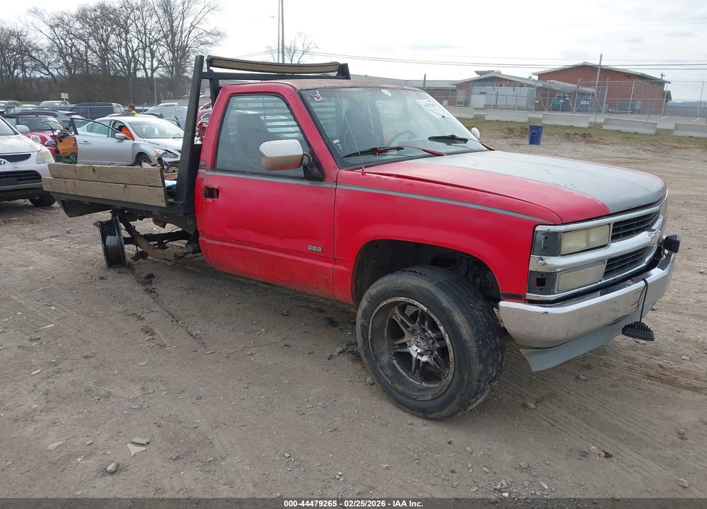 1988 CHEVROLET GMT-400 K1500 VIN: 2GCDK14H7J1137752