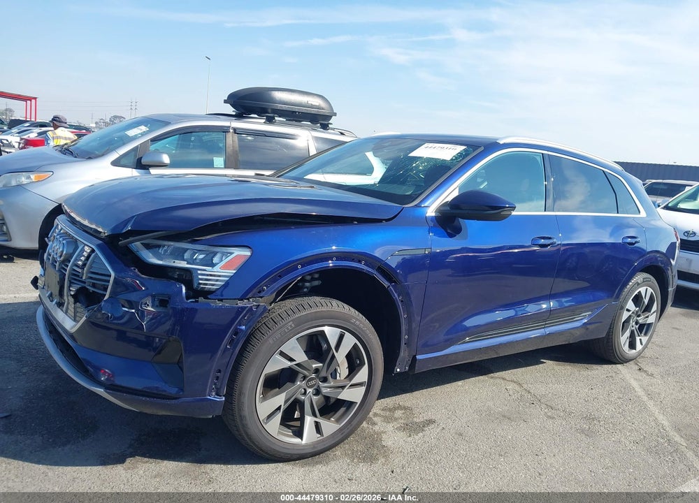 2022 AUDI E-TRON PREMIUM QUATTRO VIN: WA1AAAGE1NB029876