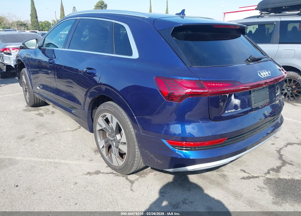 2022 AUDI E-TRON PREMIUM QUATTRO VIN: WA1AAAGE1NB029876