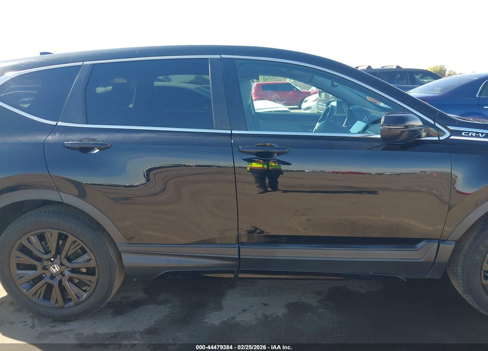 2022 HONDA CR-V AWD EX-L VIN: 2HKRW2H81NH630082
