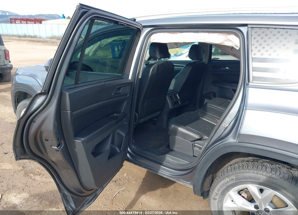 2019 VOLKSWAGEN ATLAS 3.6L V6 SE W/TECHNOLOGY VIN: 1V2UR2CA2KC557838
