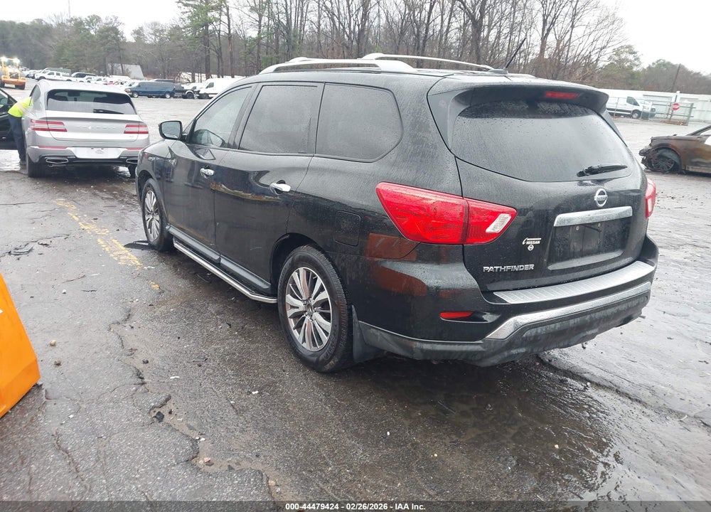2018 NISSAN PATHFINDER S VIN: 5N1DR2MN3JC623696