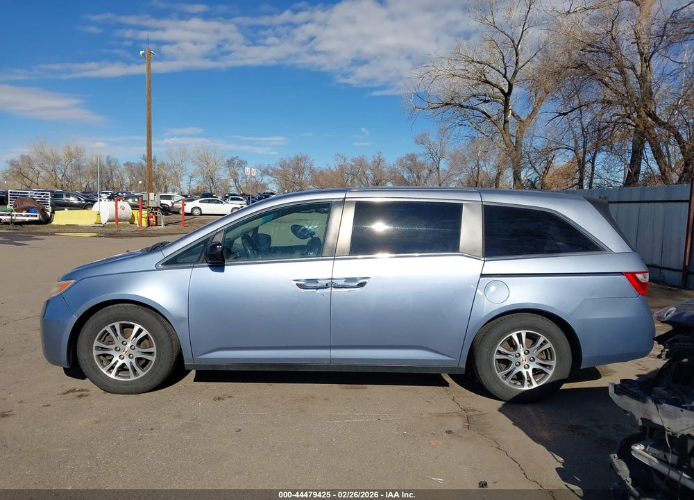 2011 HONDA ODYSSEY EX VIN: 5FNRL5H40BB084912