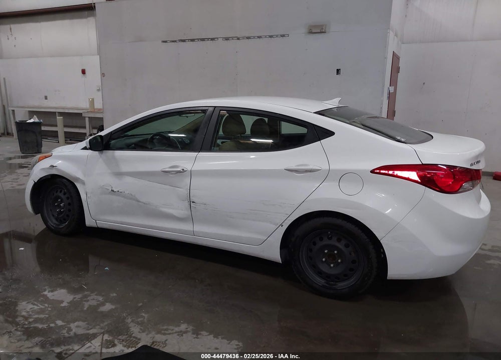 2013 HYUNDAI ELANTRA GLS VIN: 5NPDH4AE9DH374126