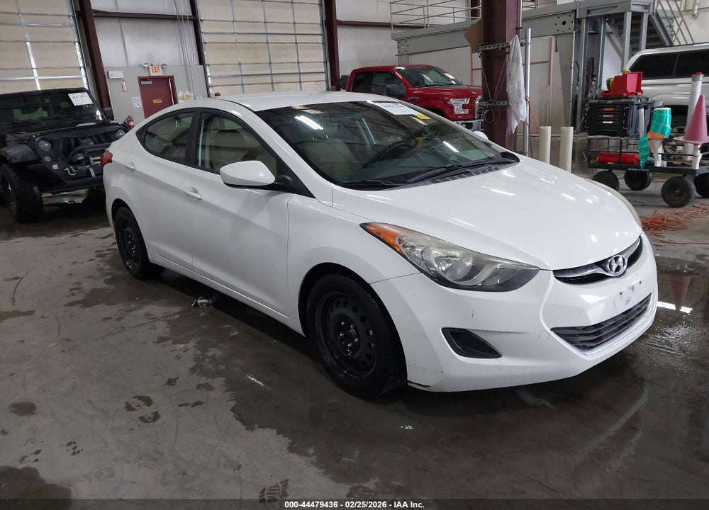 2013 HYUNDAI ELANTRA GLS VIN: 5NPDH4AE9DH374126