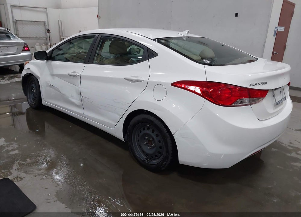 2013 HYUNDAI ELANTRA GLS VIN: 5NPDH4AE9DH374126