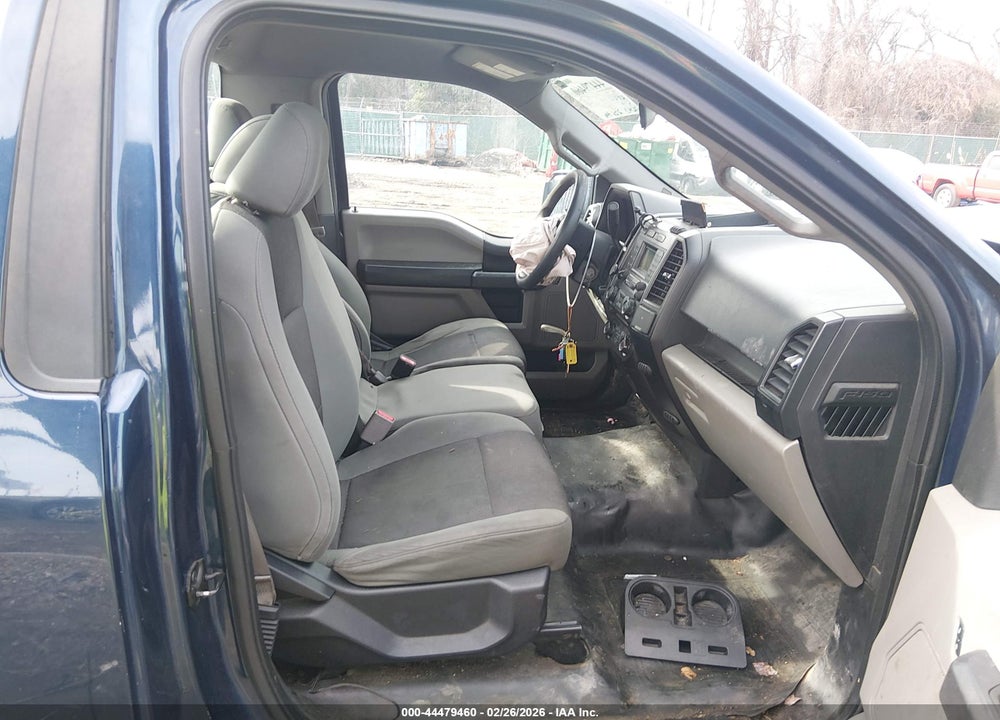2016 FORD F-150 XL VIN: 1FTMF1C82GKE28738