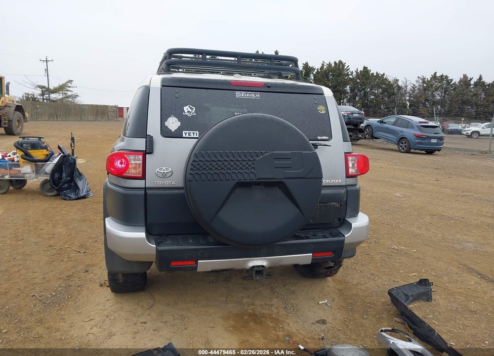 2011 TOYOTA FJ CRUISER VIN: JTEBU4BF1BK103615