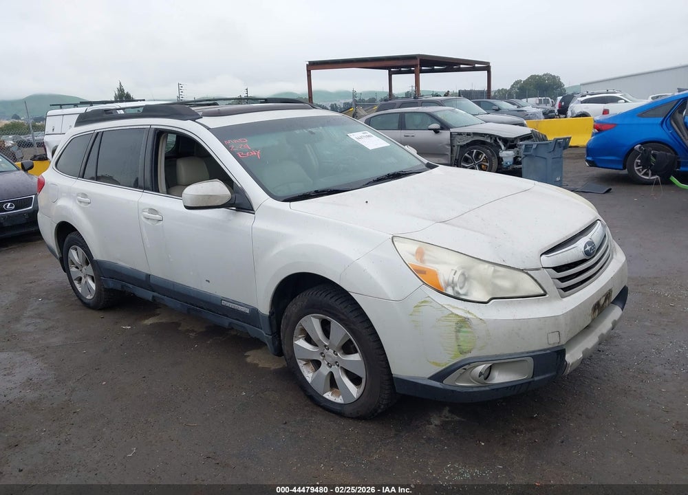 2011 SUBARU OUTBACK 2.5I LIMITED VIN: 4S4BRBLC9B3397575
