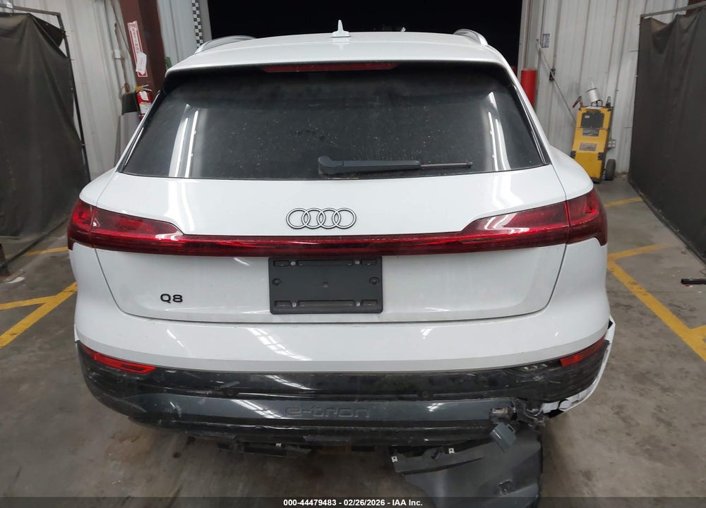 2024 AUDI Q8 E-TRON VIN: WA15AAGE1RB019565