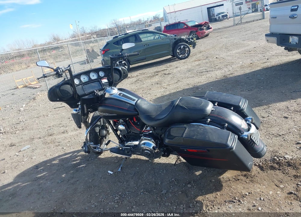 2015 HARLEY-DAVIDSON FLHXS STREET GLIDE SPECIAL VIN: 1HD1KRM14FB649897