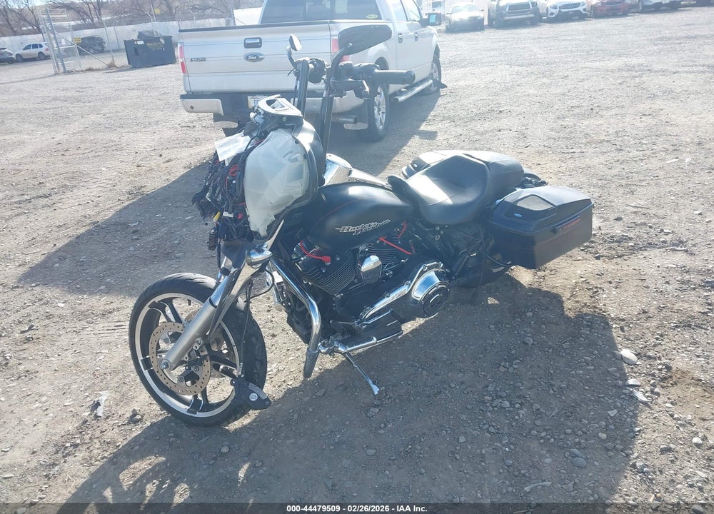 2015 HARLEY-DAVIDSON FLHXS STREET GLIDE SPECIAL VIN: 1HD1KRM14FB649897