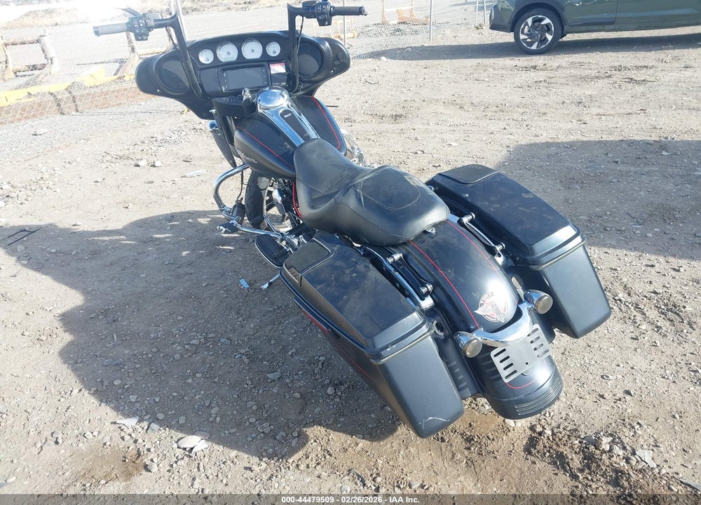 2015 HARLEY-DAVIDSON FLHXS STREET GLIDE SPECIAL VIN: 1HD1KRM14FB649897