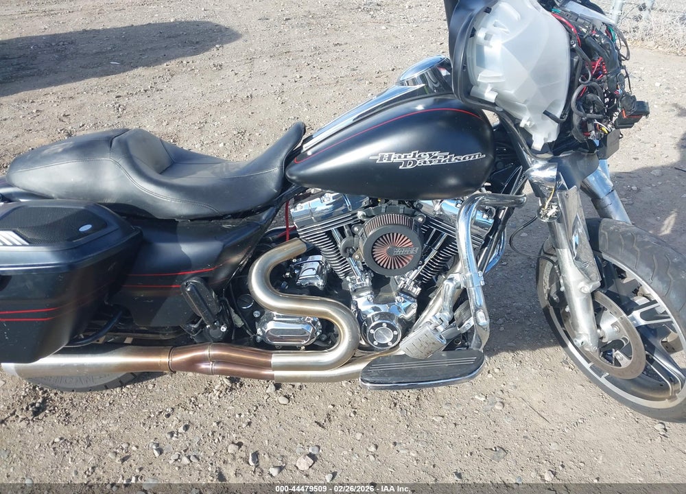 2015 HARLEY-DAVIDSON FLHXS STREET GLIDE SPECIAL VIN: 1HD1KRM14FB649897