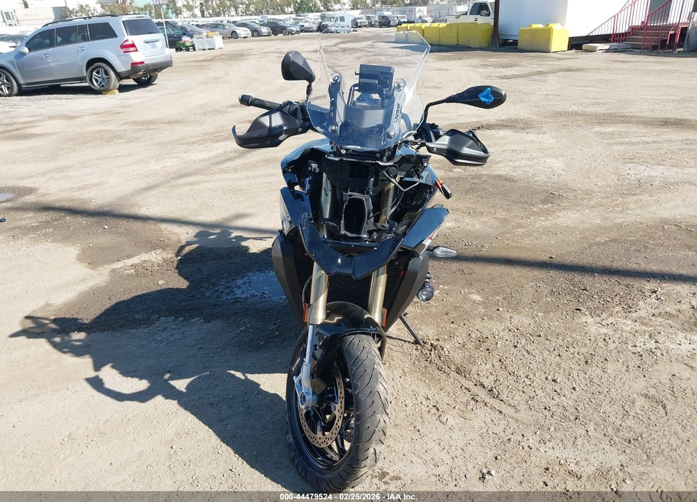 2025 BMW S 1000 XR VIN: WB10P1308S6K75013