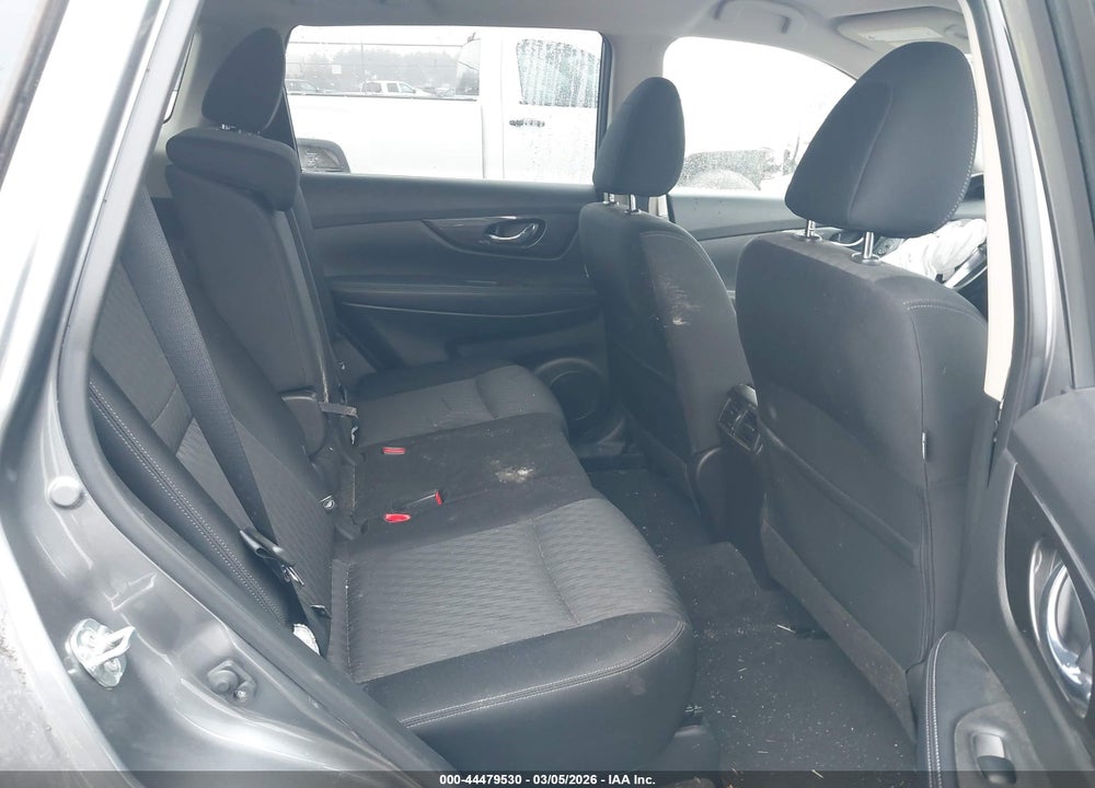 2020 NISSAN ROGUE SV FWD VIN: JN8AT2MTXLW035095