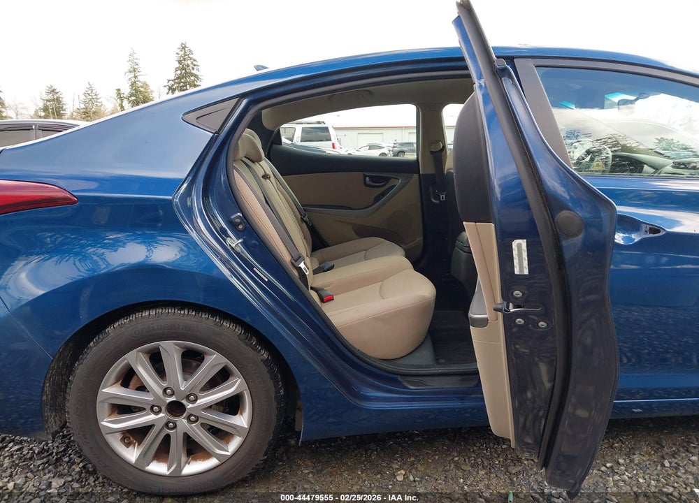 2015 HYUNDAI ELANTRA SE VIN: KMHDH4AE9FU326033