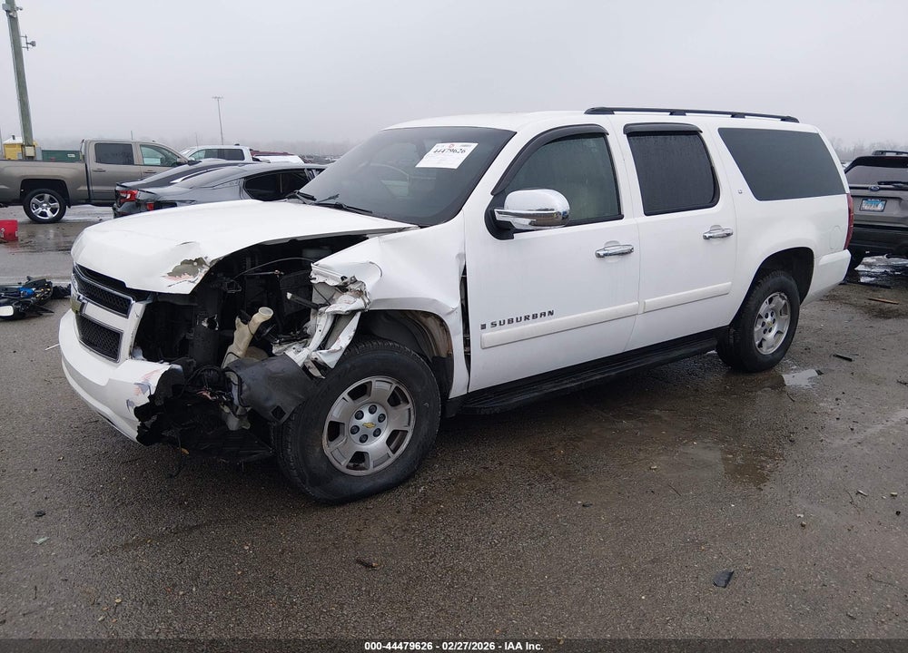 2008 CHEVROLET SUBURBAN 1500 LT VIN: 3GNFC16038G108982