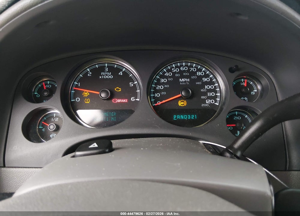 2008 CHEVROLET SUBURBAN 1500 LT VIN: 3GNFC16038G108982