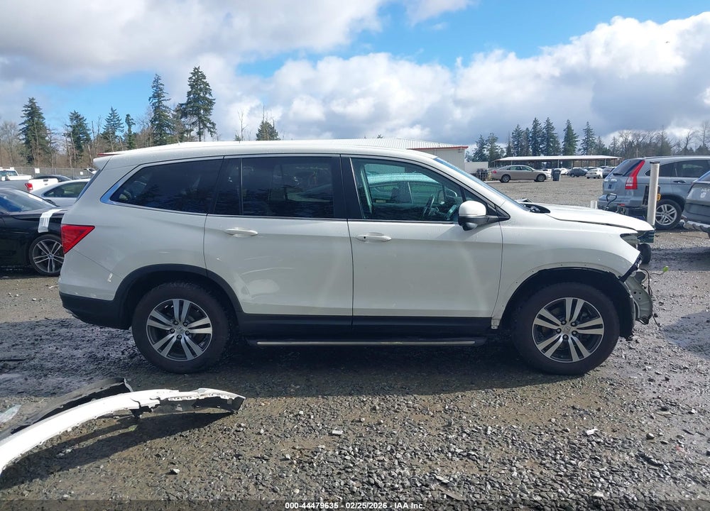 2018 HONDA PILOT EX-L VIN: 5FNYF6H5XJB057006