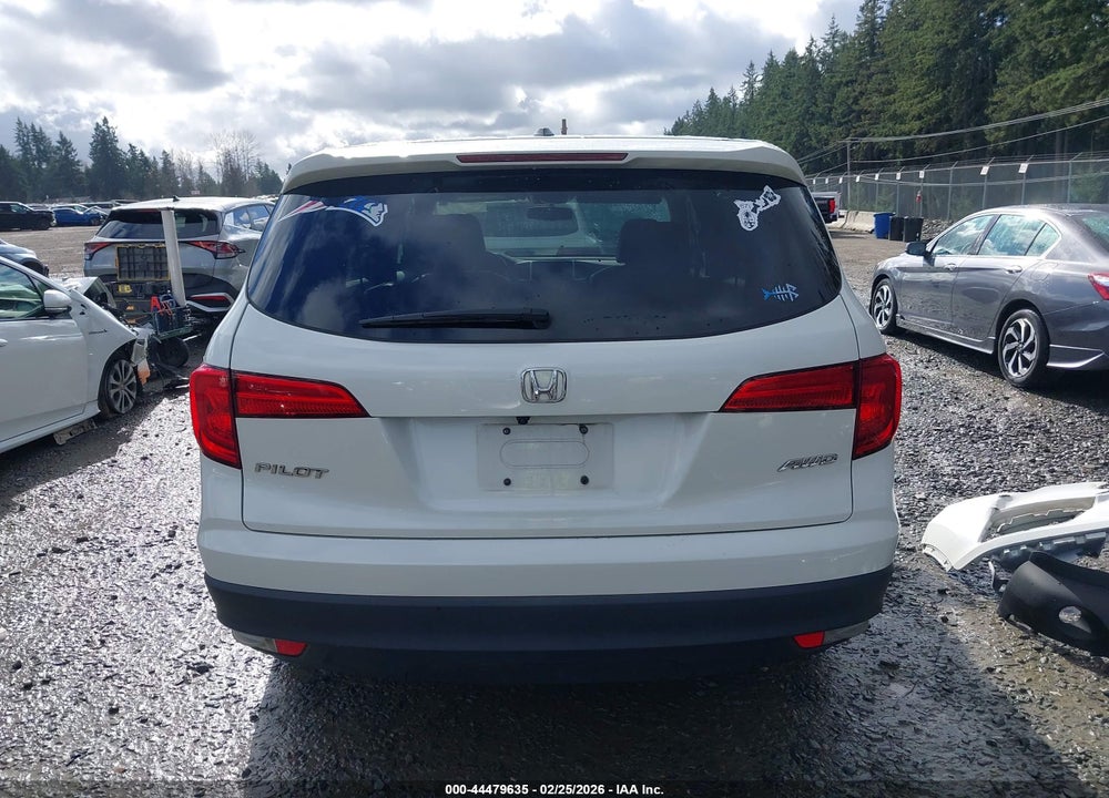 2018 HONDA PILOT EX-L VIN: 5FNYF6H5XJB057006