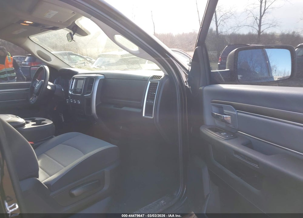 2022 RAM 1500 CLASSIC SLT  4X2 5'7 BOX VIN: 1C6RR6LG8NS169856