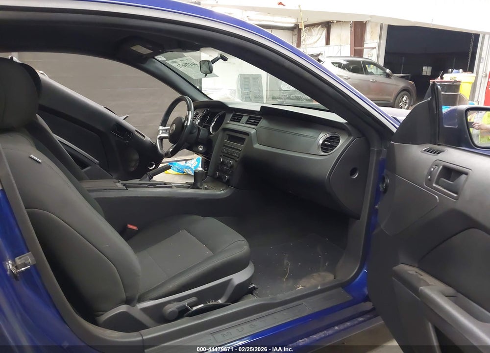 2014 FORD MUSTANG GT VIN: 1ZVBP8CF9E5327989