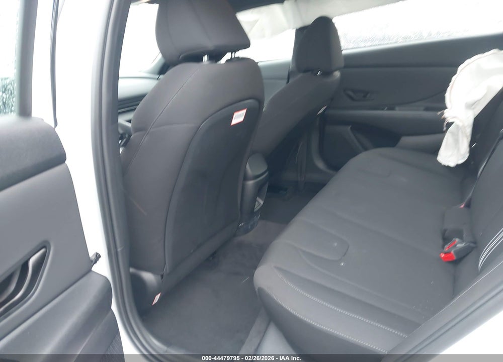 2025 HYUNDAI ELANTRA SEL SPORT VIN: KMHLM4DG4SU048026