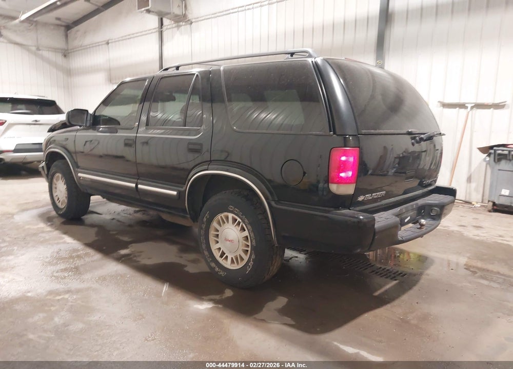 2001 CHEVROLET BLAZER LT VIN: 1GNDT13W912138860