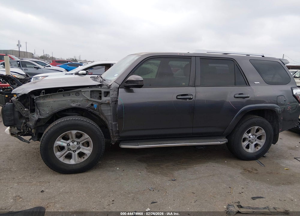 2014 TOYOTA 4RUNNER SR5 VIN: JTEZU5JR6E5077323