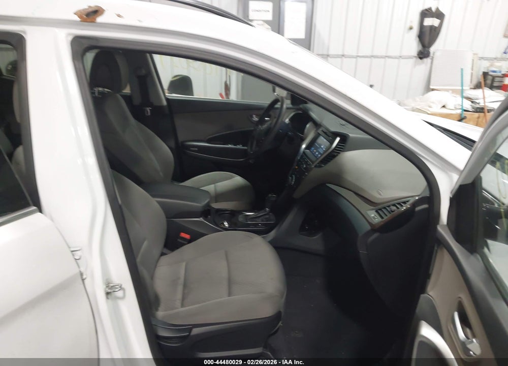2018 HYUNDAI SANTA FE SPORT 2.4L VIN: 5NMZUDLB6JH100976