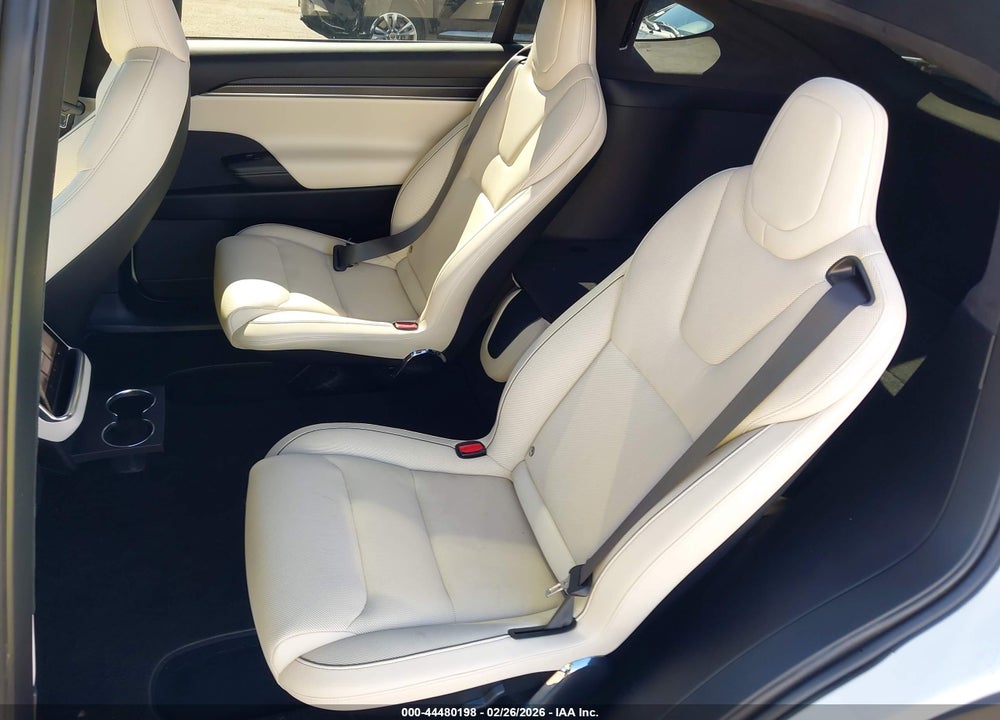 2022 TESLA MODEL X PLAID TRI MOTOR ALL-WHEEL DRIVE VIN: 7SAXCBE63NF349390