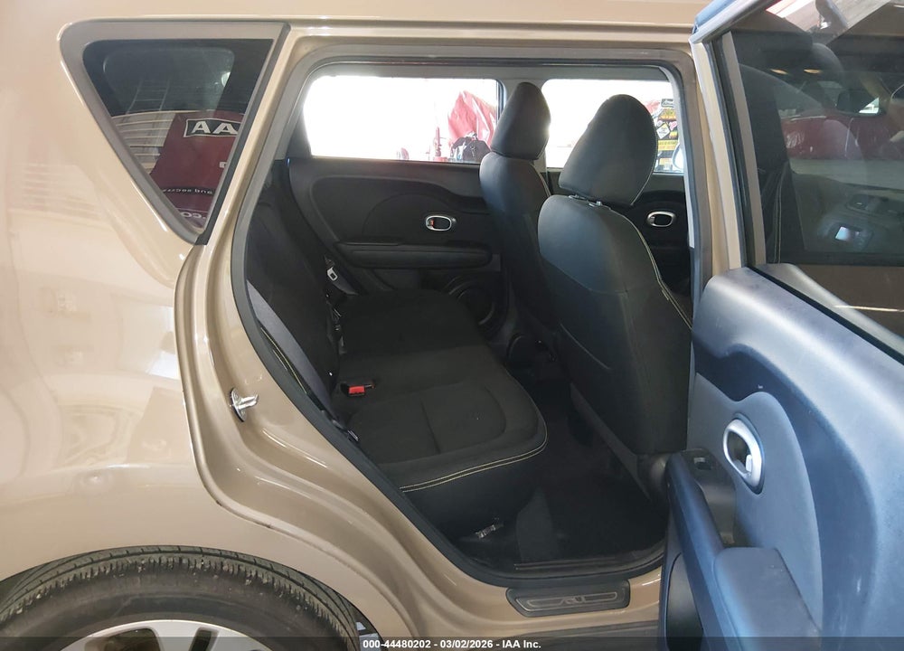 2014 KIA SOUL + VIN: KNDJP3A56E7078552