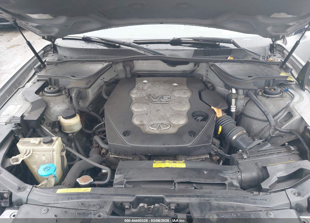 2005 INFINITI FX35 VIN: JNRAS08W85X210318