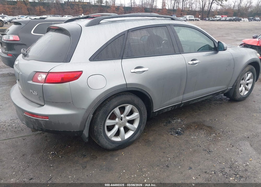 2005 INFINITI FX35 VIN: JNRAS08W85X210318