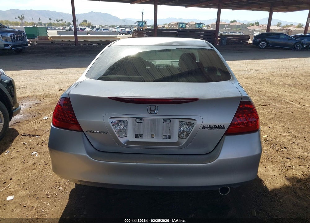 2006 HONDA ACCORD 2.4 EX VIN: JHMCM567X6C010060